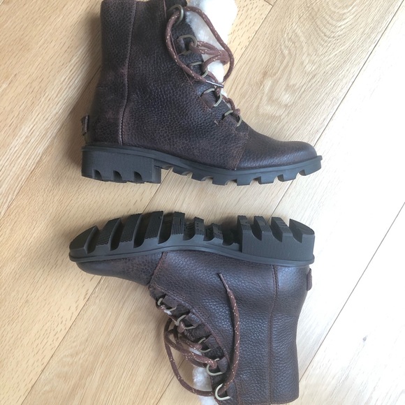 Sorel Phoenix Genuine Shearling Lined Boots Size 6 - Picture 2 of 6